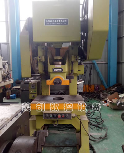 ���۶��֓P(y��ng)��J23-80�_(k��i)ʽ�ɃA�����C(j��)