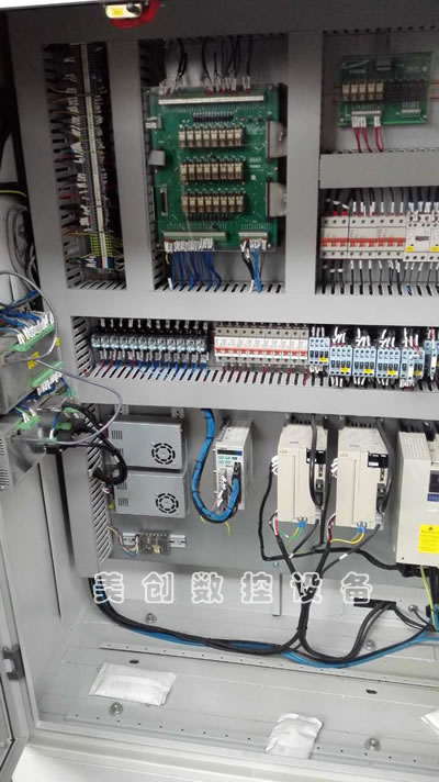 ���۶������(y��ng)HTC2050i��(sh��)��б��܇