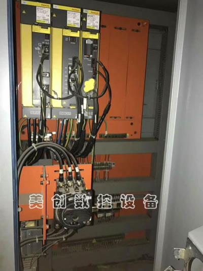 ������ʽ�ӹ����� �_���f(xi��)��VMC-850��ʽ�ӹ�����